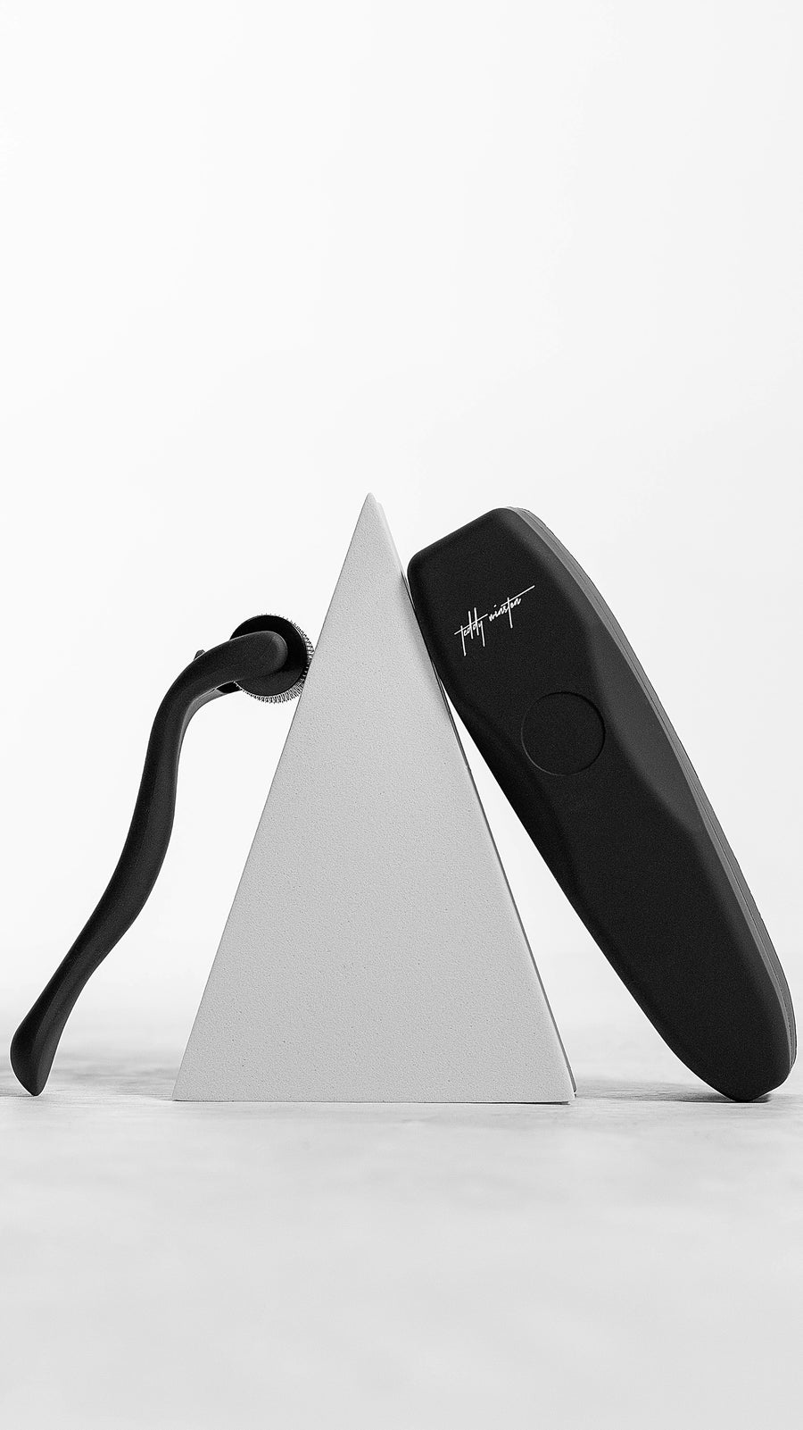 The Derma Roller kit